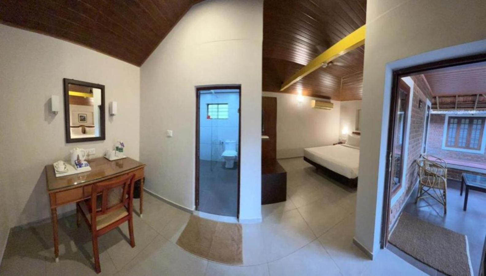 Abad Harmonia Ayurvedic Beach Resort Kovalam Exterior photo