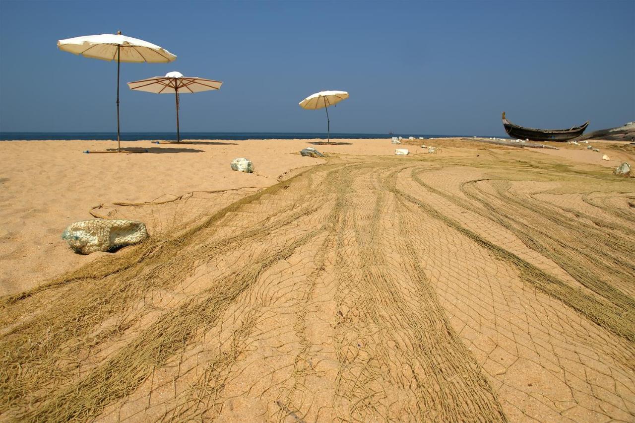 Abad Harmonia Ayurvedic Beach Resort Kovalam Exterior photo