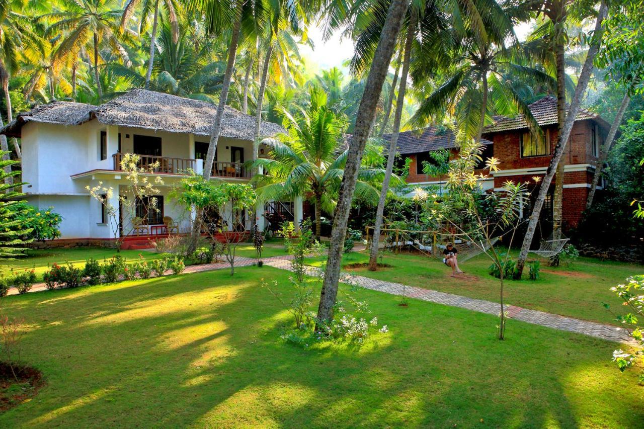 Abad Harmonia Ayurvedic Beach Resort Kovalam Exterior photo